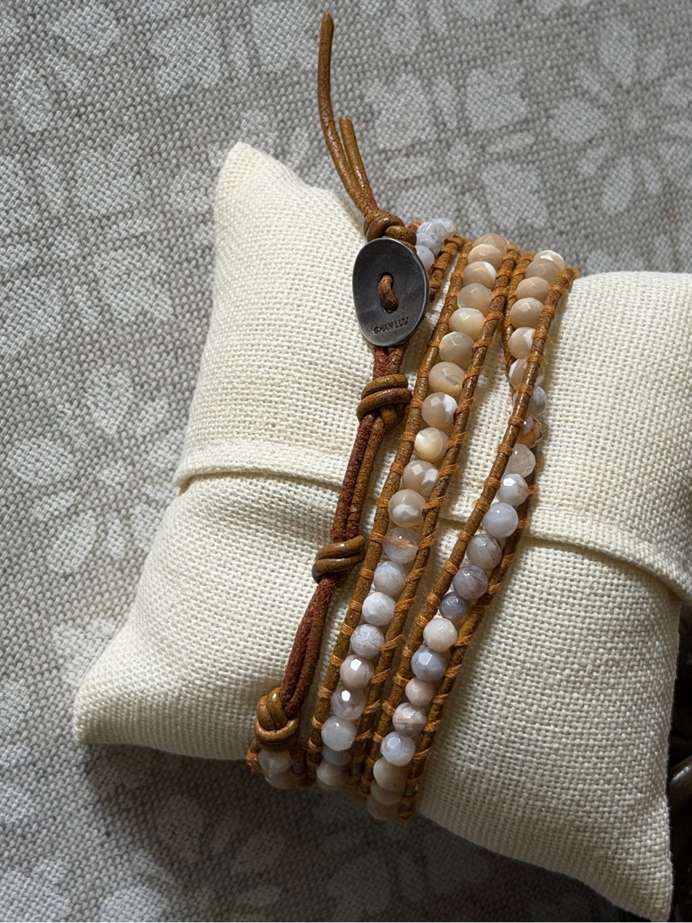 Chan Luu Cream Champagne Gray Faceted Stone Leather Triple Wrap Bracelet - Picture 4 of 8